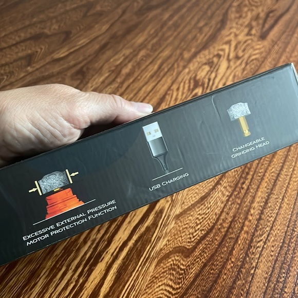 NEW Primens Clawmaster Nail Grinder for All Pets, USB Charge, 2 Speeds - Picture 4 of 7